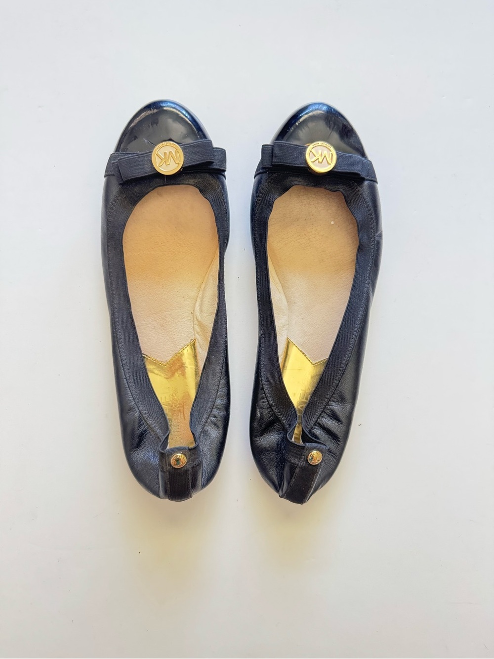 Michael Kors Black Leather Round-Toe Logo Ballet Flats size 8.5M